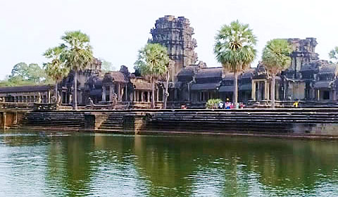 Esta imagem tem um texto alternativo em branco, o nome da imagem é Angkor-pago-templo-112_n.jpg
