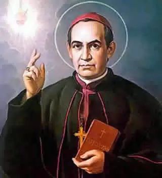 Esta imagem tem um texto alternativo em branco, o nome da imagem é padre-9-ok.jpg